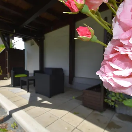 Deifeld Countryside Escape Медебах