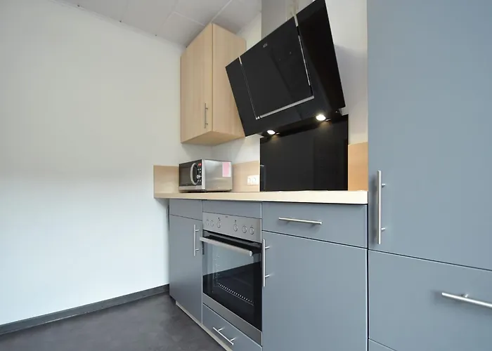 Modern Holiday Home in Deifeld with Private Garden Ferienhaus *