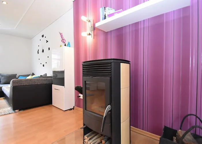 Ferienhaus Modern Holiday Home in Deifeld with Private Garden *